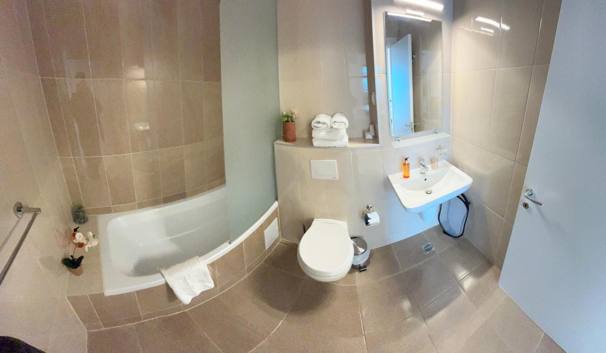 Foresthouse 2 Timisoara Luaran gambar